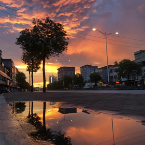 扒开粉嫩小泬猛然进去电视剧
